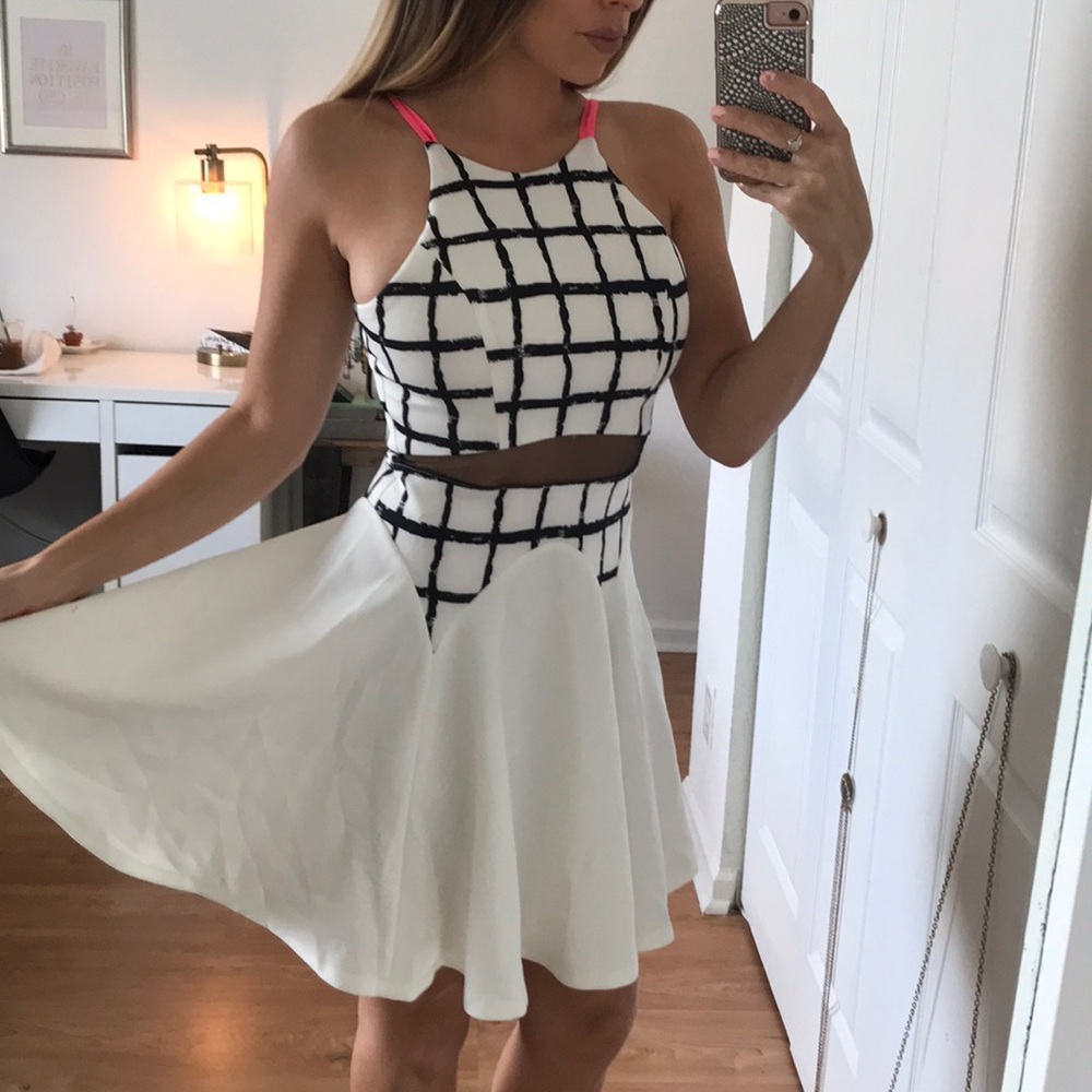 Fun skater dress size small